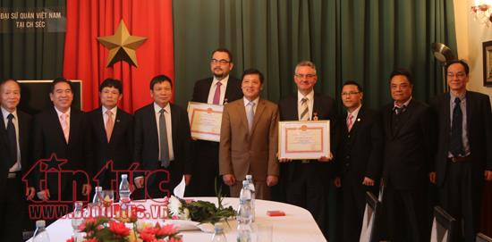 Czech friends actively promoting Vietnamese culture honoured