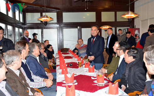 Wien-Stadtpark Rotary Club learns about Vietnamese people’s integration in Germany