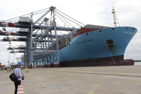 Giant container vessel docks at Cai Mep Port