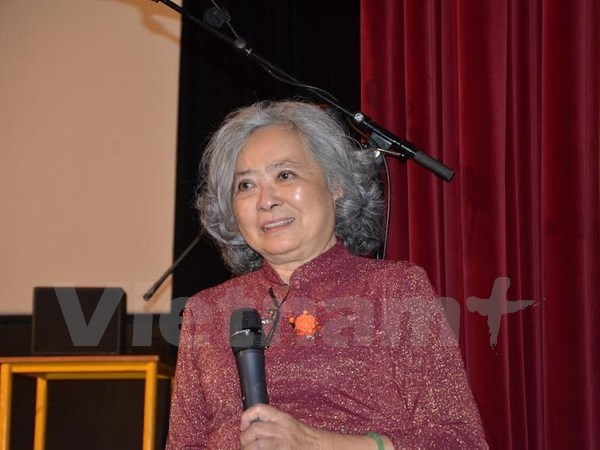 Autobiography on AO victims introduced in France