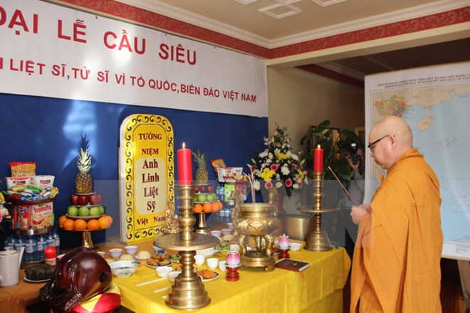 Vietnamese community in Berlin prays for heroic martyrs