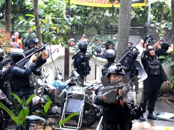 Indonesia police arrests six alleged terrorists