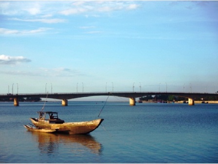 Artistic performance on Quang Binh in March
