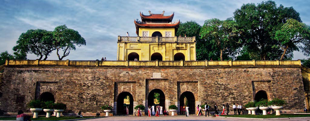 Stamp set on Thang Long Imperial Citadel to be issued