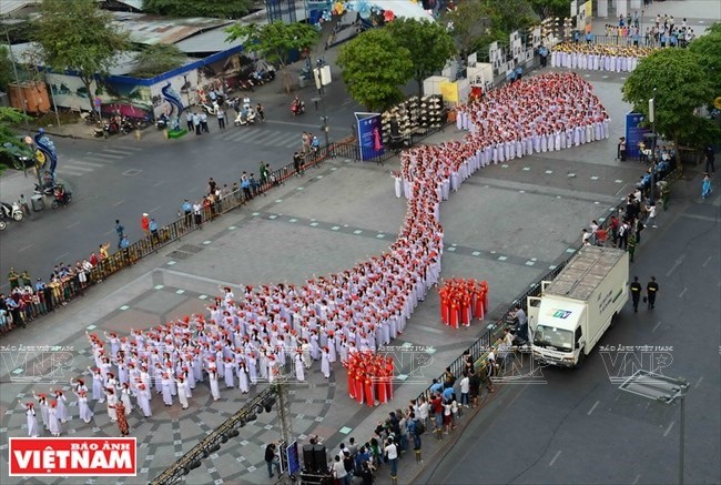 Ho Chi Minh City Ao Dai festival draws 70,000 visitors