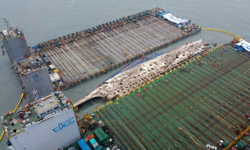 RoK successfully salvages sunken Sewol ferry