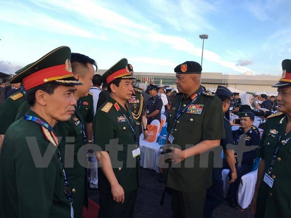 Vietnam attends LIMA 2017 in Malaysia