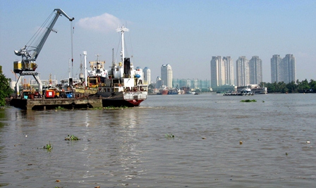 HCM city taps water transport potential