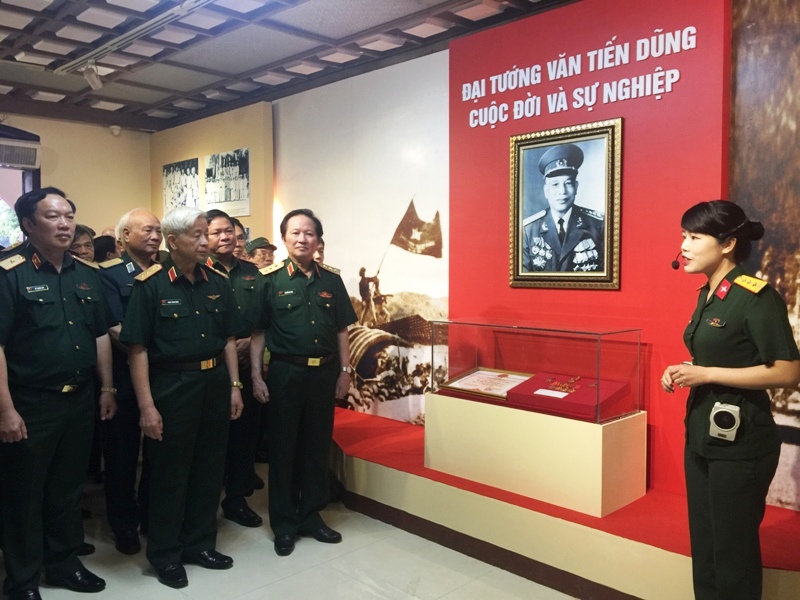 Exhibition on late General Van Tien Dung’s life and career