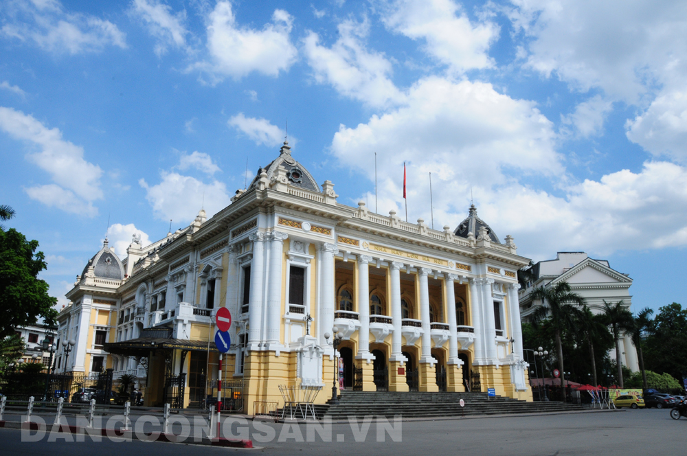 Hanoi Opera House to open for tourists