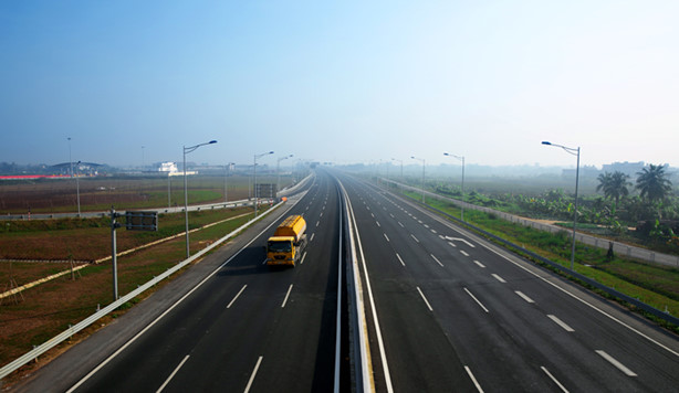 Over VND140 trillion proposed for North-South highway in first phase