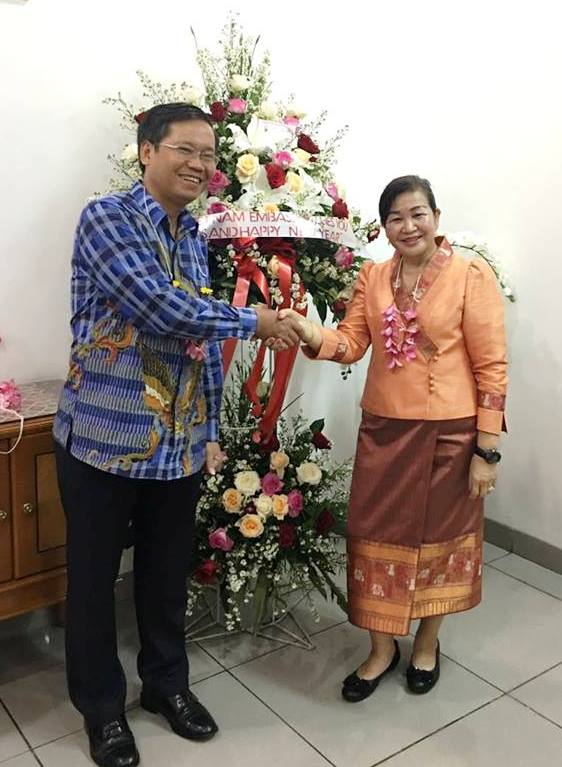 Vietnamese Embassy in Indonesia congratulates Laos on traditional New Year