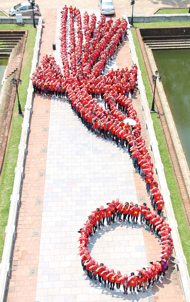 600 young people cycling on Hung Kings’ Death Anniversary