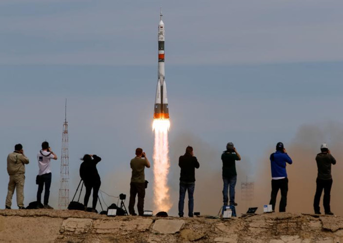 Soyuz MS-04 delivers two-member crew to ISS