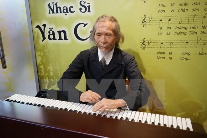 Wax statues of Vietnamese artists on show in Ho Chi Minh City