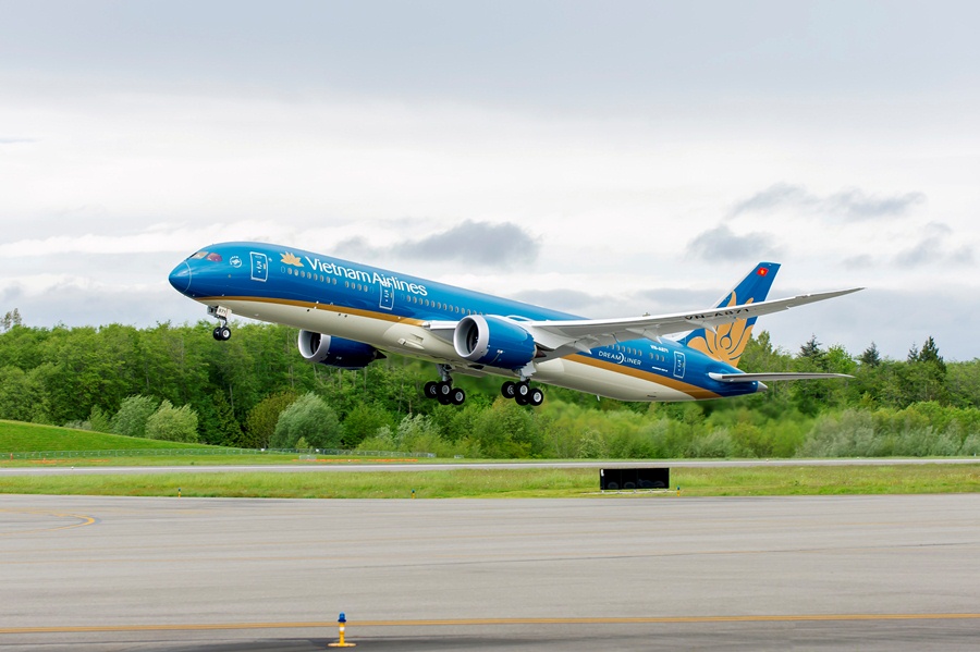 Vietnam Airlines to add 4,700 flights during summer holidays 2017