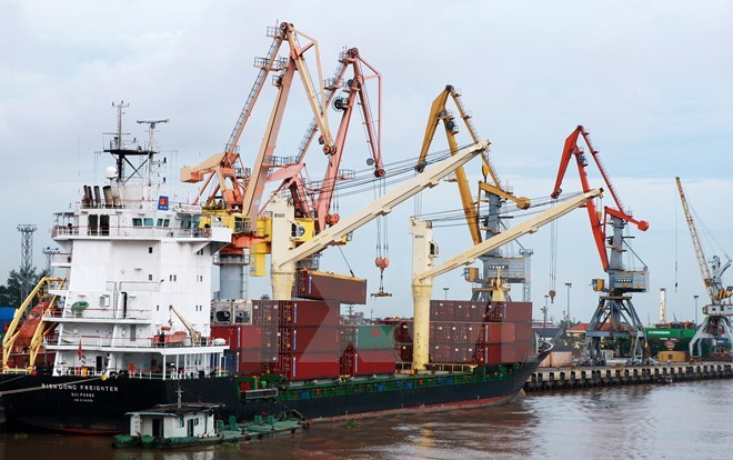 Laos speeds up implementation of seaport agreement with Vietnam