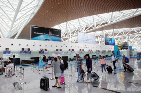 Vietnam Airlines opens new terminal at Danang Airport