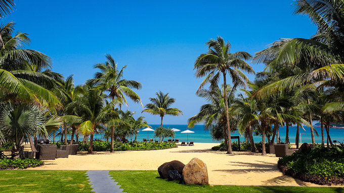 Beauty of Vietnam’s sea through photographer’s eyes