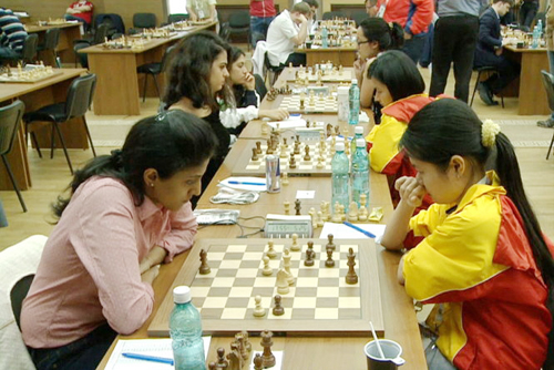 Vietnamese chess players perform at Eastern Asia Youth Chess Championship 2017