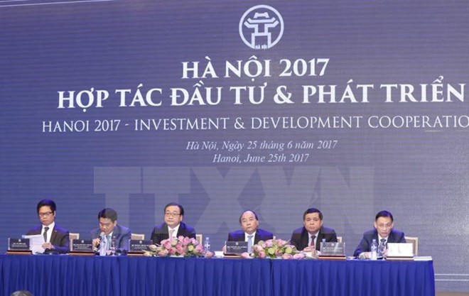 Hanoi investment conference brings in trillions of VND