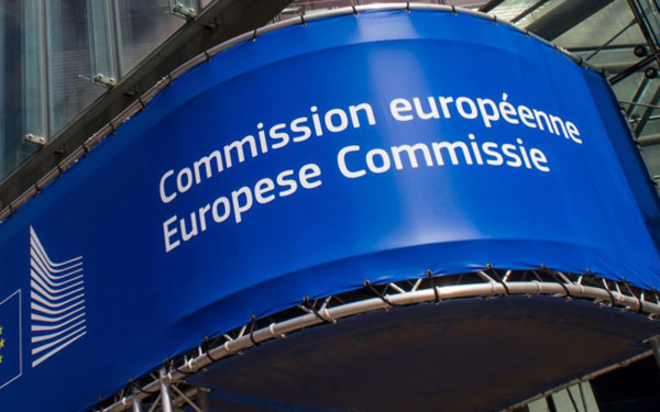 EU Commission opens debate on moving towards a security and defence union