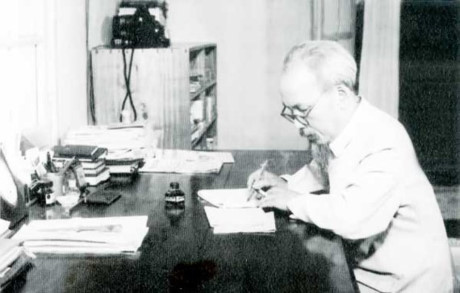 Ho Chi Minh city connects following of Uncle Ho’s example with realizing political tasks