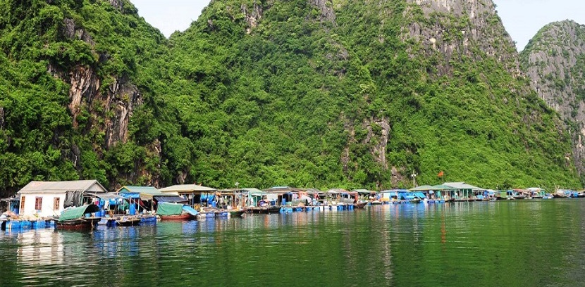 Cua Van fishing village among Top 22 fairytale towns
