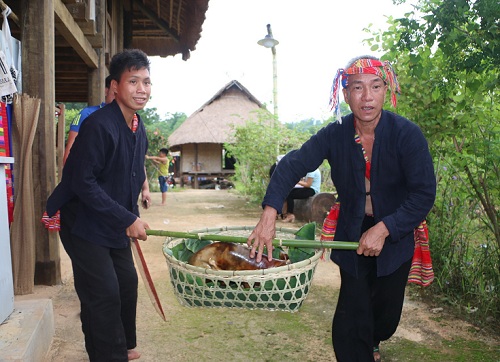 Thai ethnic festival in Son La reinstated in Hanoi