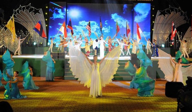 ASEAN music dance and song festival 2017 in Vinh Phuc