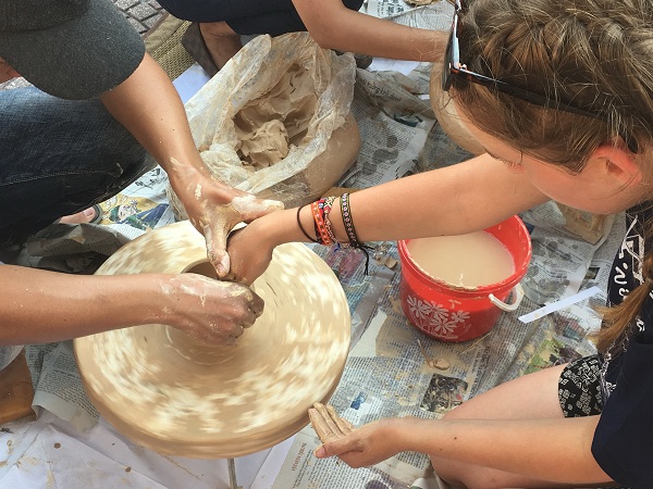 Vietnamese traditional culture introduced at Hanoi s pedestrian streets