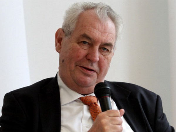 Czech Republic sets date for presidential election in 2018