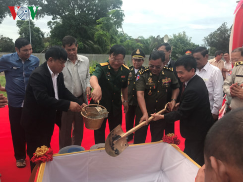 Ground breaking ceremony for Vietnam-Cambodia Friendship Monument in Kep province