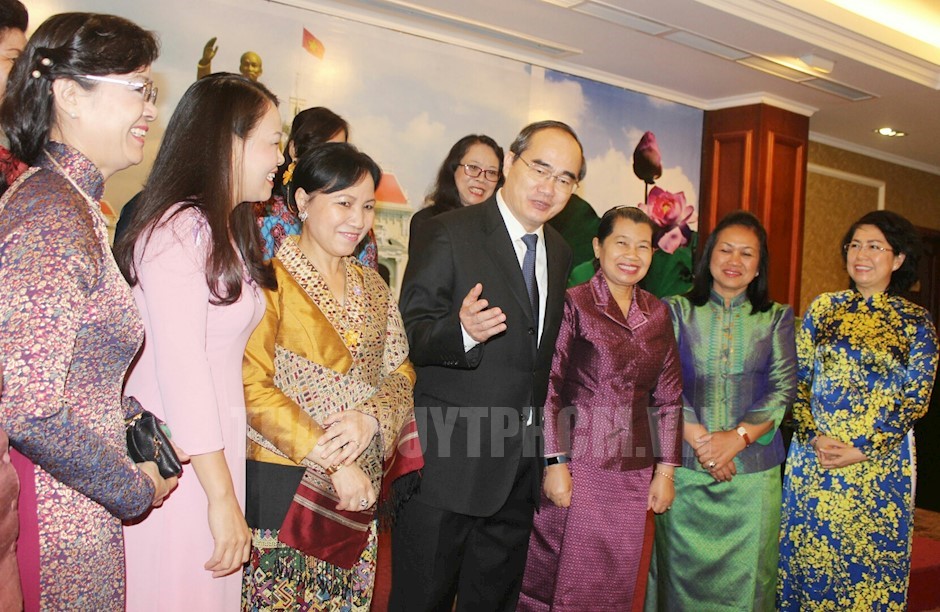 Increasing solidarity between Vietnamese, Lao and Cambodian women
