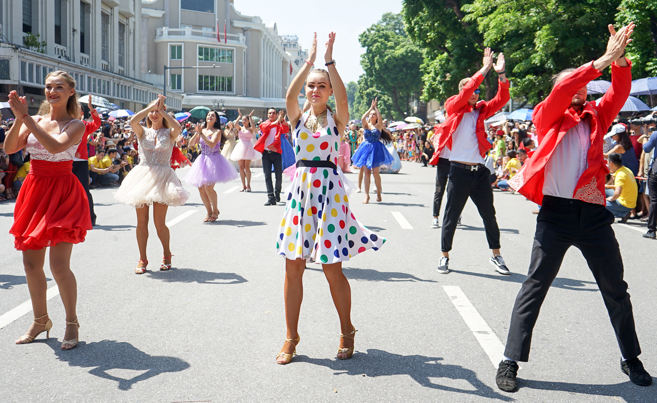 International carnival at Hanoi pedestrian street