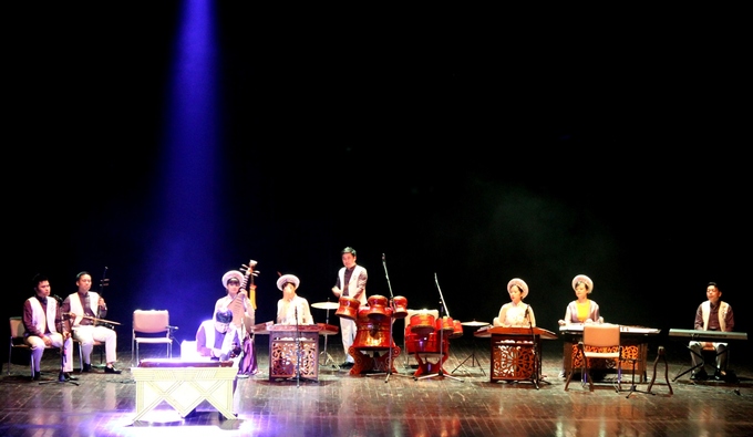Hanoi Opera House opens tours