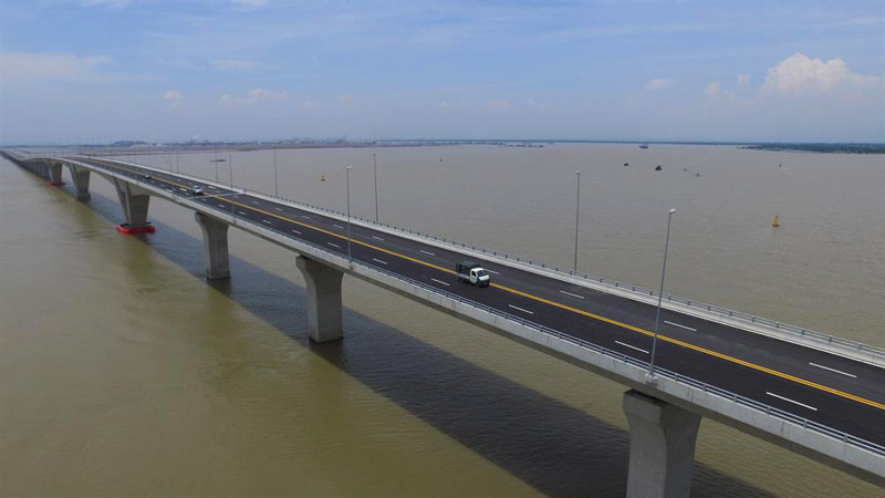 One of longest sea bridges in Southeast Asia opens in Hai Phong