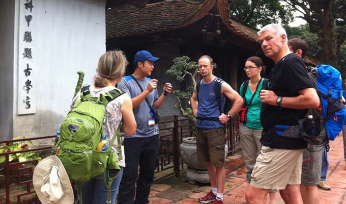 Some 18 million tourists visit Hanoi in first 9 months