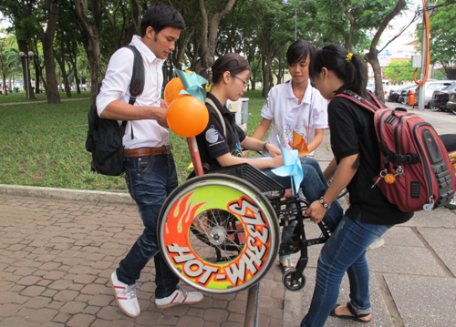 Hanoi builds accessibility information website for disabled people