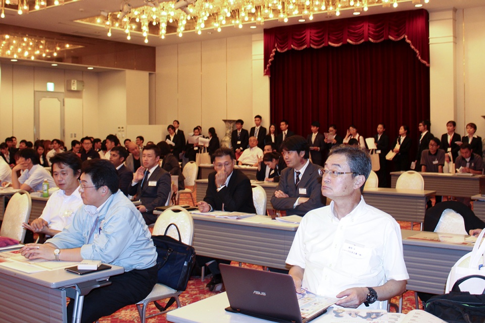 Exchange between Vietnamese students and Japanese businesses