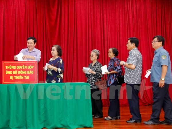 Vietnamese community in Laos supports disaster victims