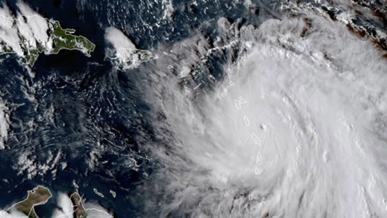 Hurricane Maria hits Dominican Republic