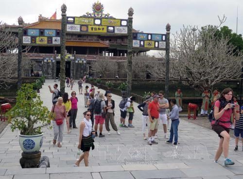 Hue imperial relic site welcomes 25,000 visitors on National Day