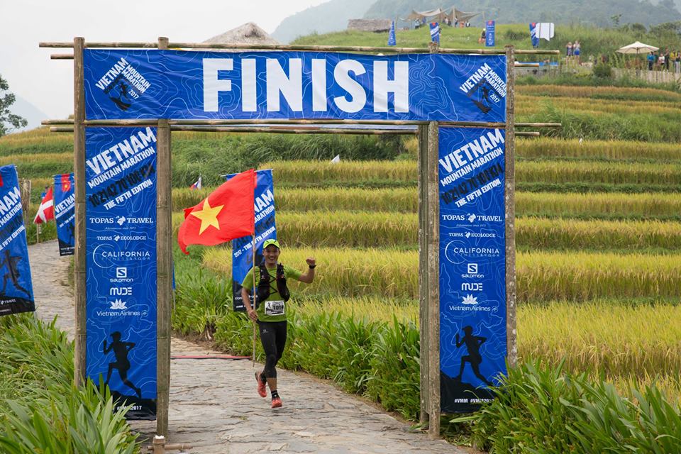 Vietnamese wins 100km at Vietnam Mountain Marathon 2017