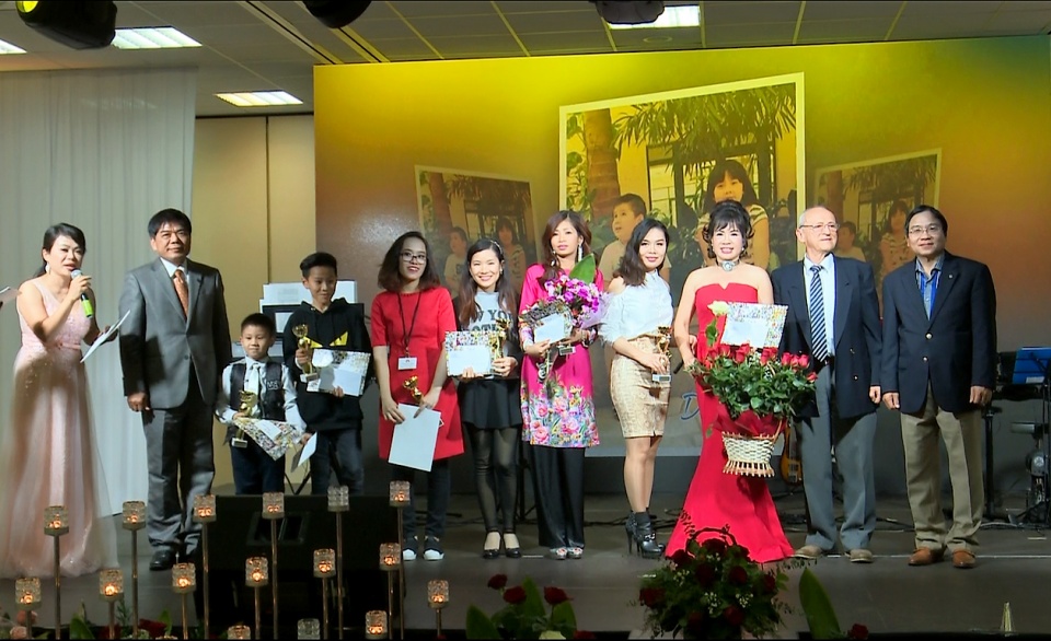 Hanoi s Liberation Day marked in Poland