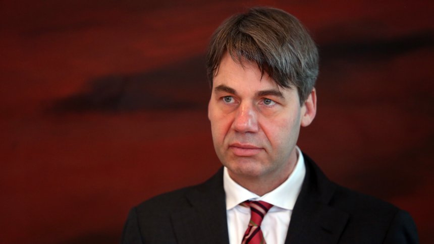 Angela Merkel appoints Jan Hecker as foreign policy adviser