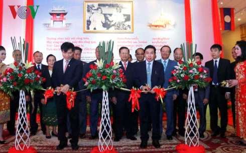 Exhibition on Vietnam-Laos relations opened in Vientiane