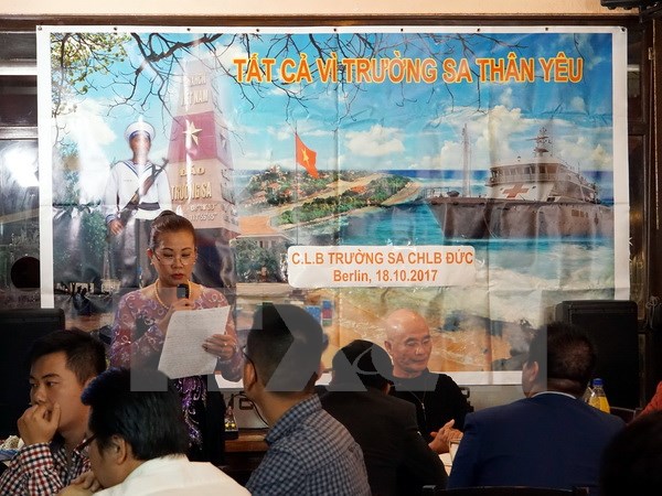 Club of Vietnamese people in Germany spreads love for homeland’s sea, islands