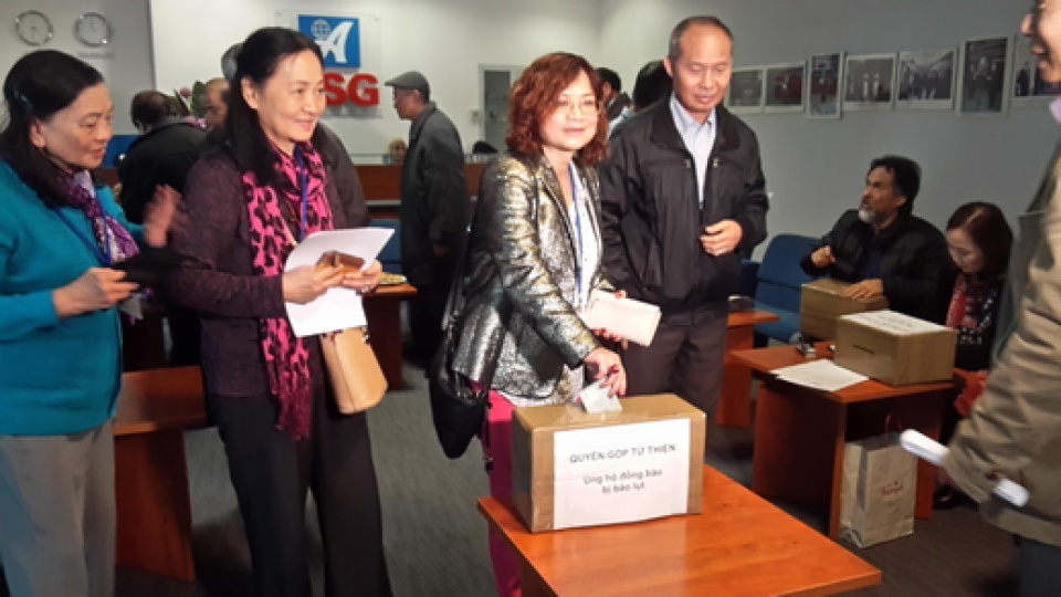 Vietnamese people in Poland support domestic flood victims