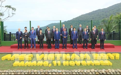 International opinion hails Vietnam’s hosting of APEC 2017